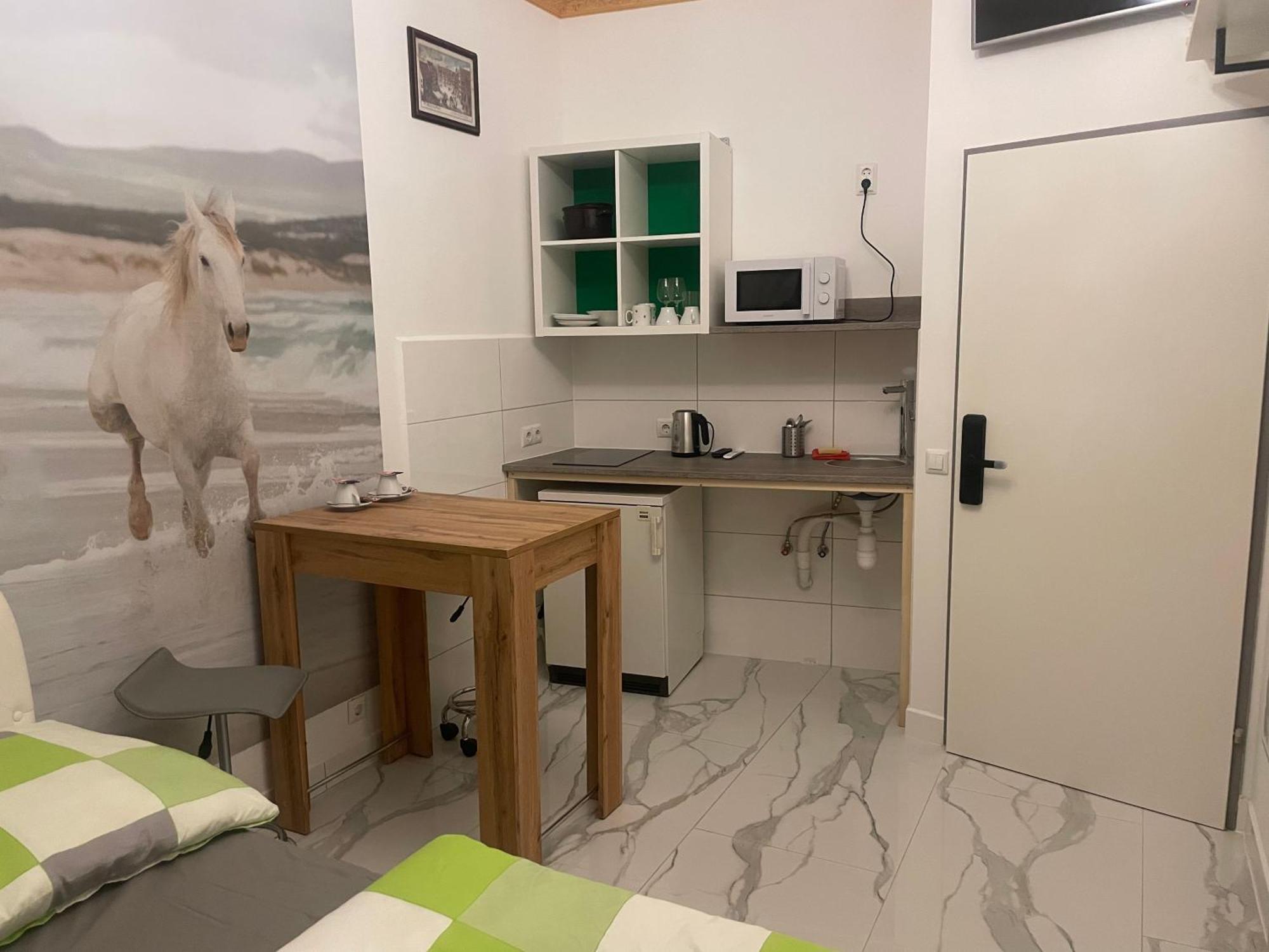 Viktoria Vandrarhem Wien Exteriör bild